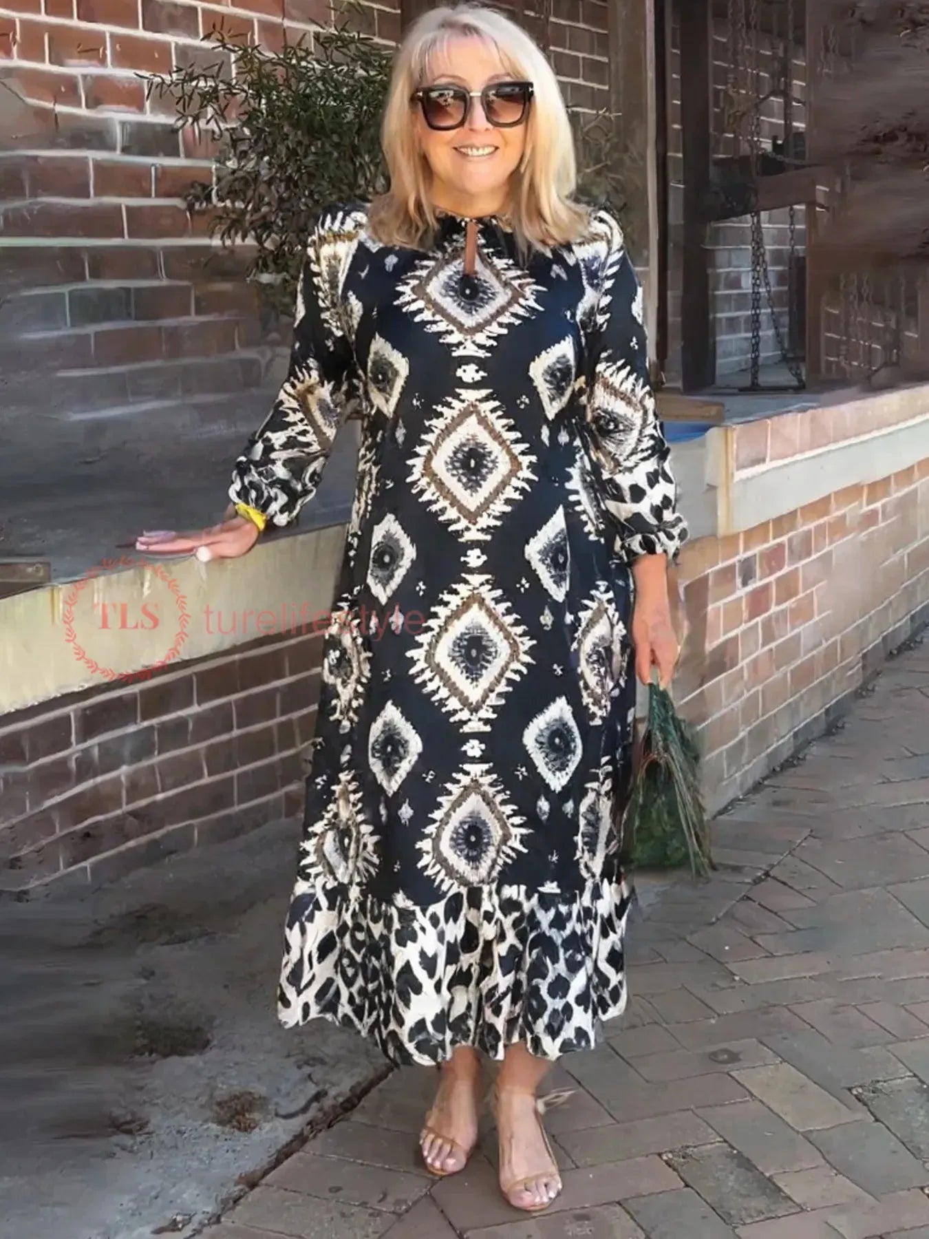 Carla | Elegant Printed Maxi Dress