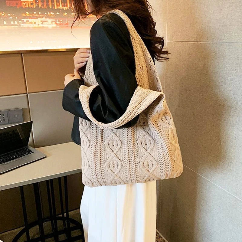 Rahel | Stylish Knitted Shoulder Bag